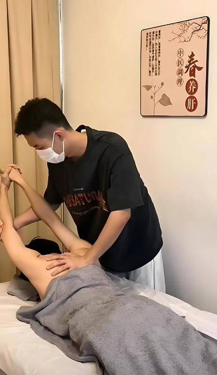 风间由美大尺度写真集的相关介绍
