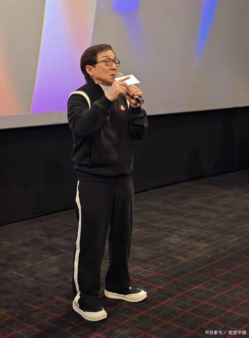 根据您的需求，生成一个SEO标题如下：

**第1学生老司机影院你懂的 - 高清无广告在线观影平台，2024热门影视剧抢先看，学生党必备追剧神器**

（包含长尾关键词：高清无广告在线观影平台、2024热门影视剧抢先看、学生党必备追剧神器）