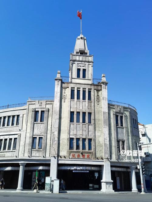 伤情影院4480：深度解析虐心剧情与角色命运，带你体验极致情感冲击