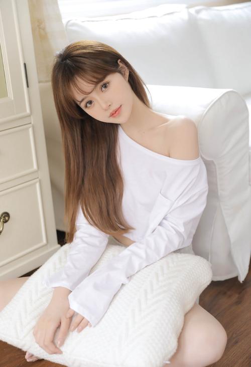 亚洲天堂av少妇的相关介绍
