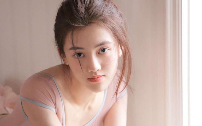 巨乳人妻被中出的相关介绍