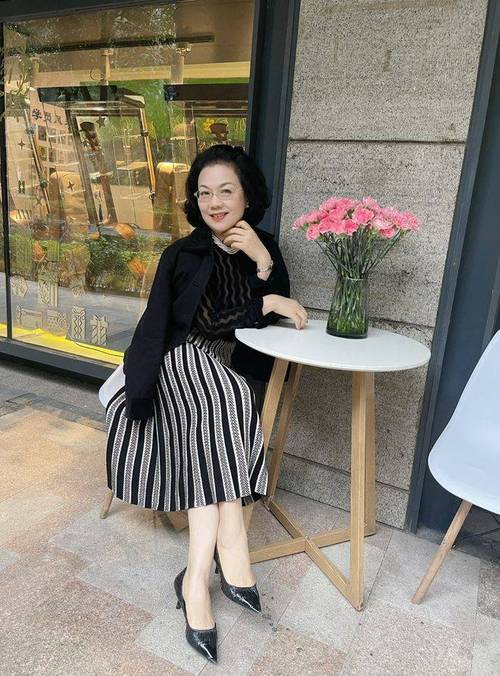 少熟妇av的相关介绍