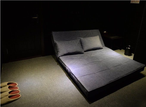 偷拍老熟女按摩的相关介绍