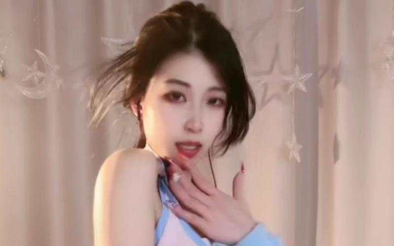 久久久久久久久毛片精品火炮的相关介绍