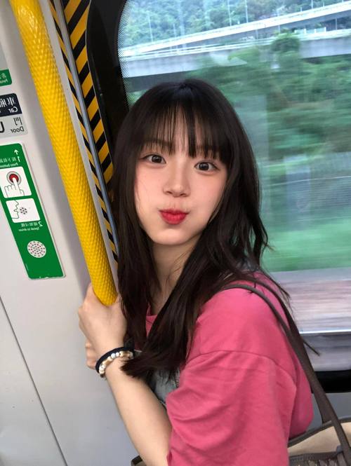 少妇人妻偷人的相关介绍