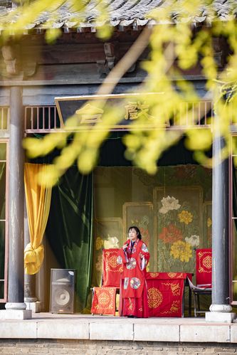 根据“性盈影院”生成SEO标题，包含3个长尾关键词：  
**性盈影院 - 最新高清影视在线播放平台，免费追剧、热门电影抢先看，性盈影院无广告畅享观影体验**  
（长尾关键词：高清影视在线播放、免费追剧、无广告畅享观影）