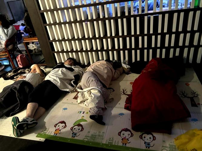 少妇av啊啊啊的相关介绍