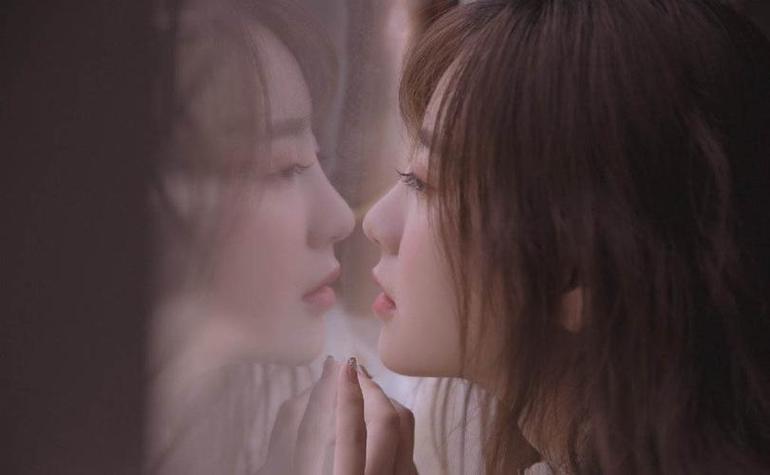 少妇熟女高清美图鉴赏，熟女韵味写真合集，成熟女性魅力瞬间