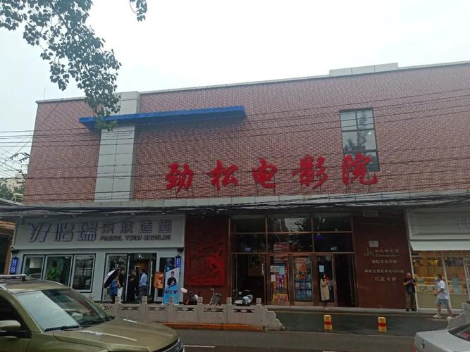 亚洲少妇精品久久| 少妇私密生活实录| 成熟女性魅力绽放| 家庭情感深度观察